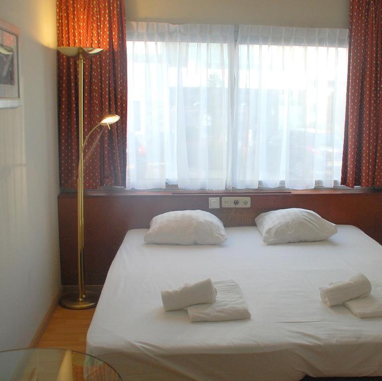 Budget Hostel Bargain Toko אמסטרדם חדר תמונה